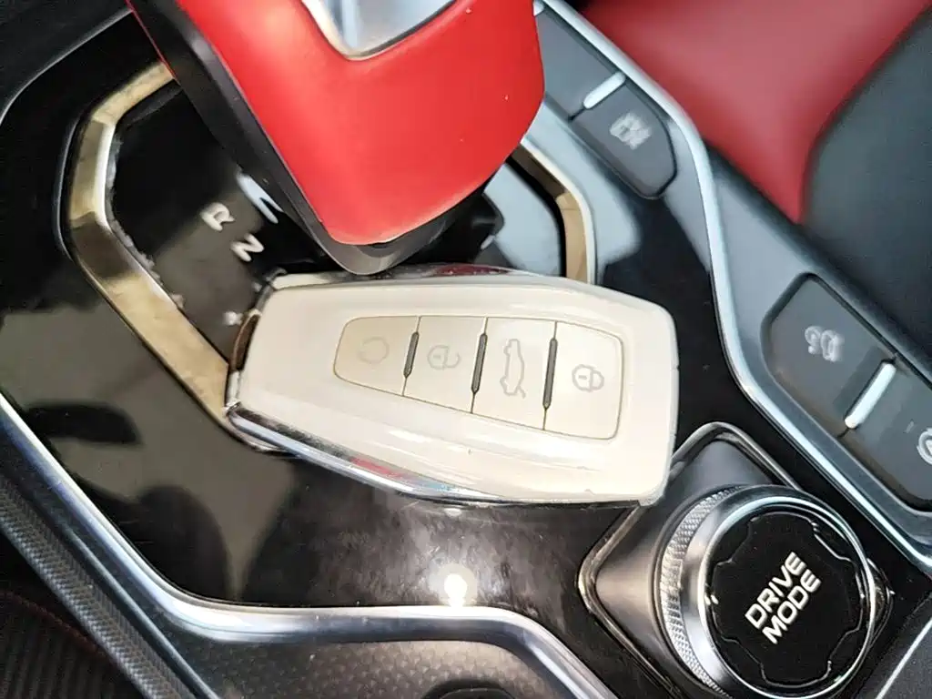 Geely Icon 2020 1.5TD i6 BSG