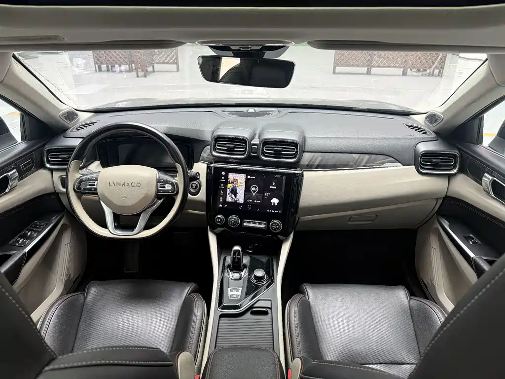Lynk & Co 02 — миниатюра 11