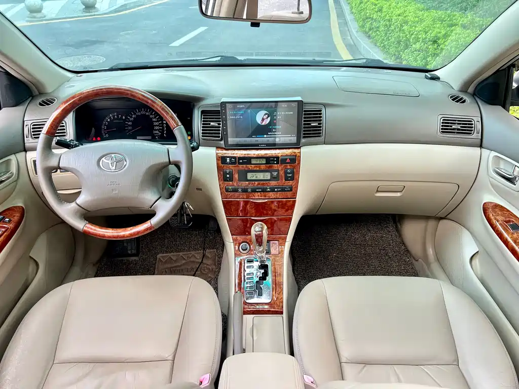 Toyota Corolla — миниатюра 10