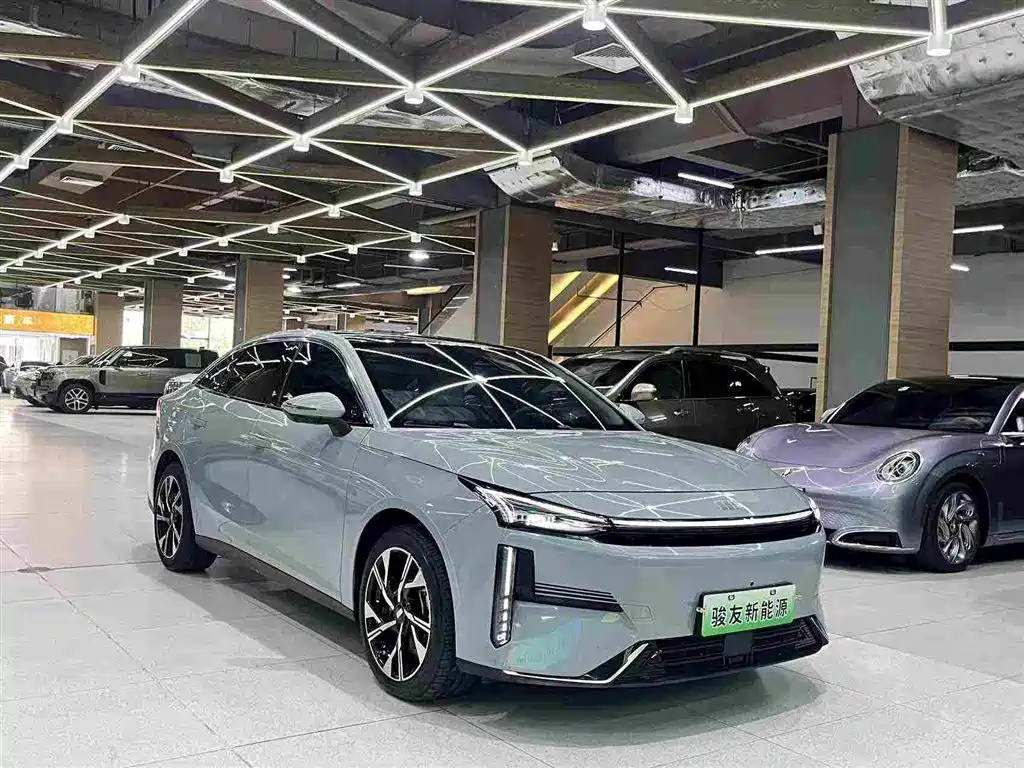 Geely Galaxy Galaxy L6 L6 2023 125km