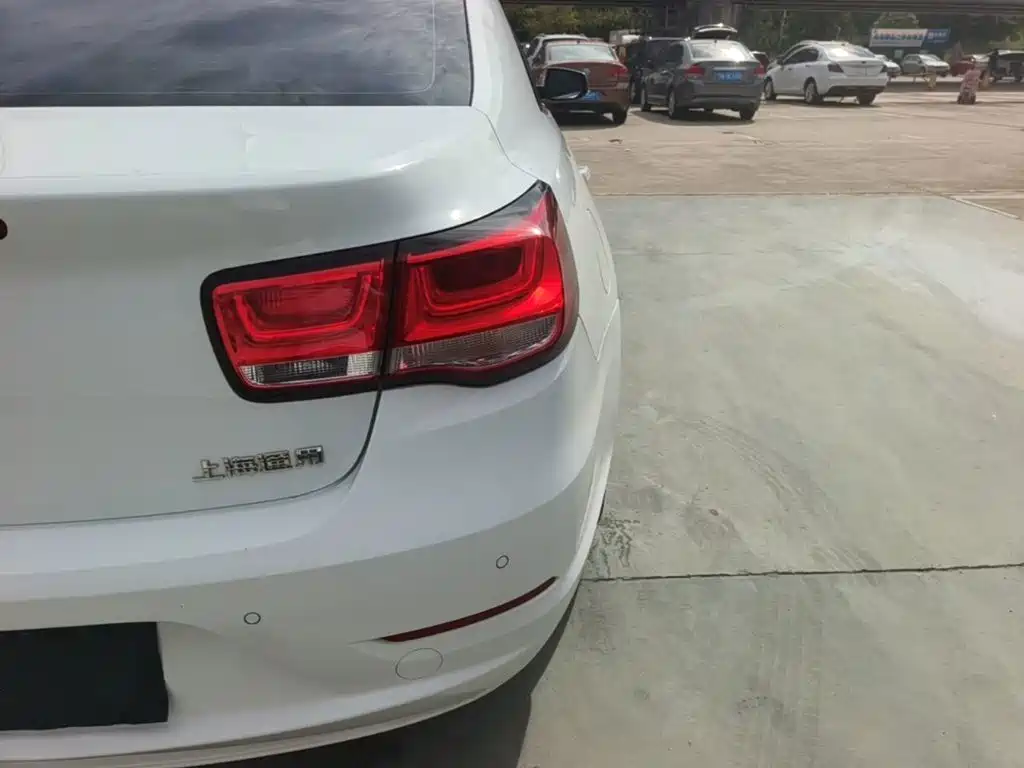 Chevrolet Malibu — миниатюра 8