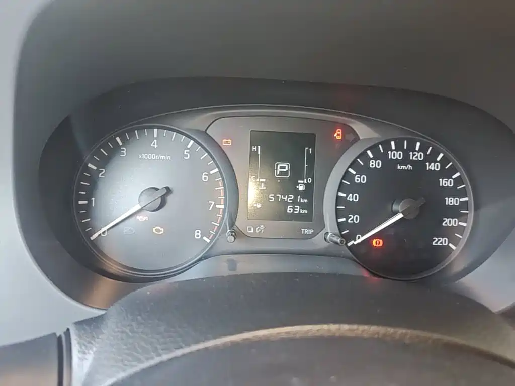 Nissan Navara — миниатюра 12