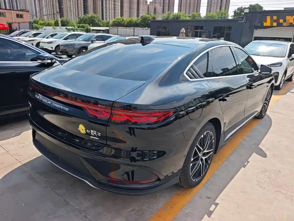 BYD Han — миниатюра 7