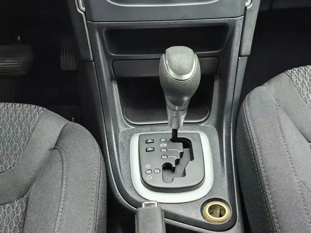 Peugeot 308 — миниатюра 13