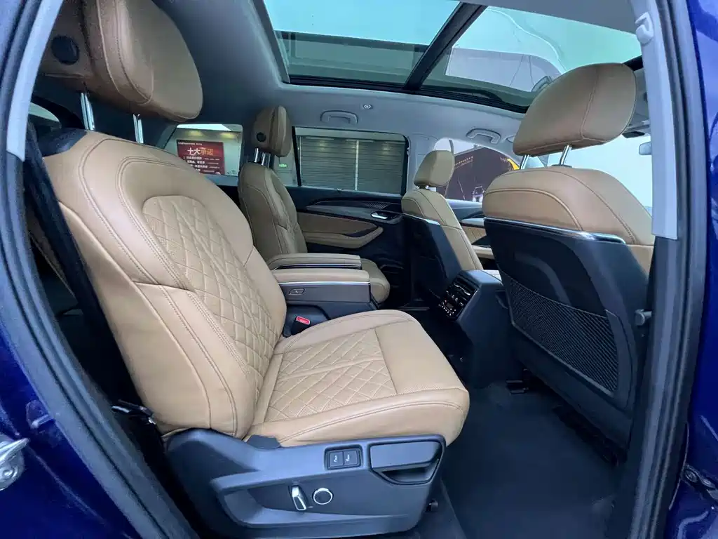 Audi Q6 — миниатюра 7