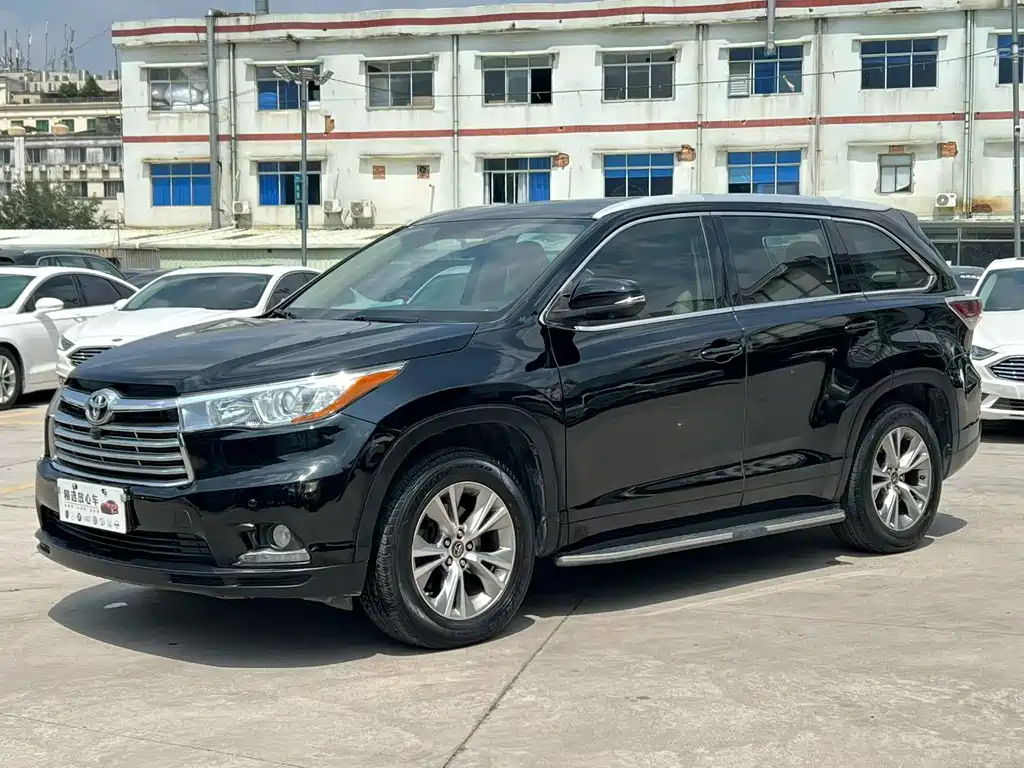 Toyota Highlander 2016