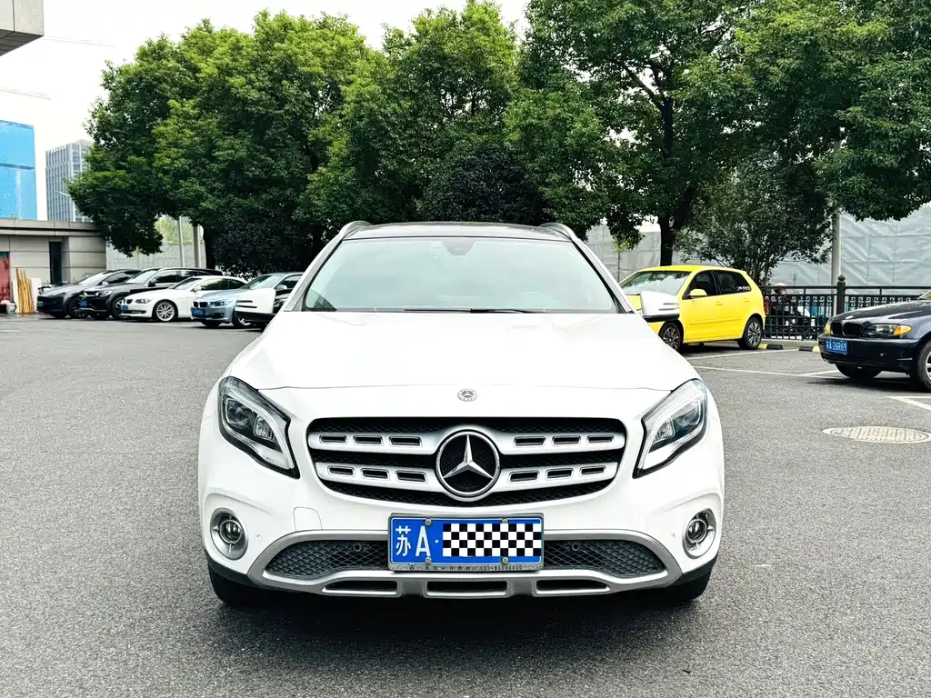 Mercedes-Benz GLA — миниатюра 2