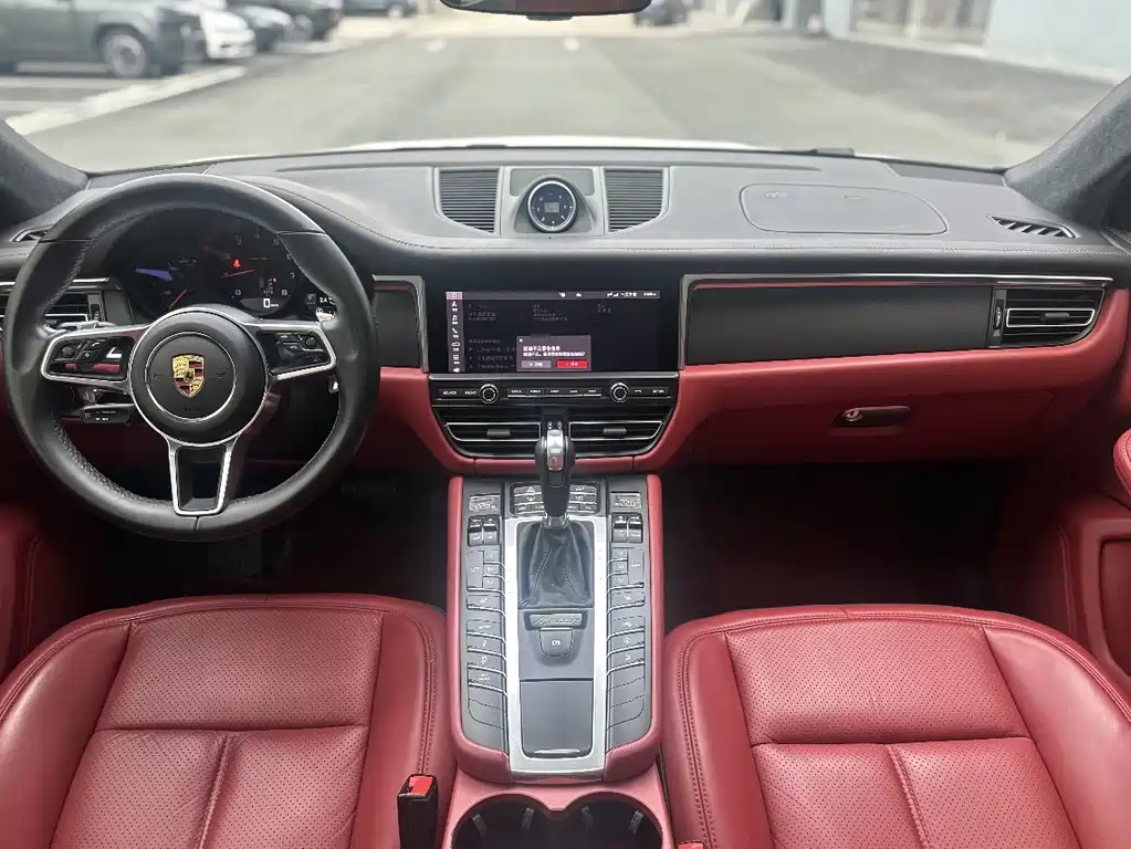 Porsche Macan — миниатюра 5