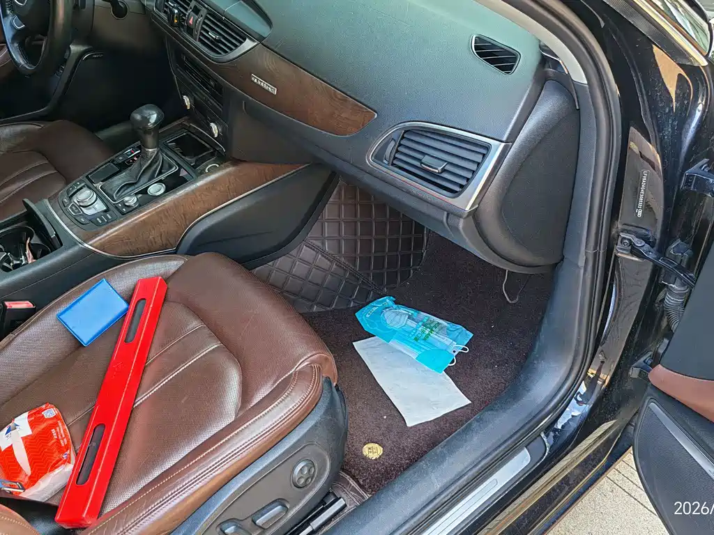 Audi A6L — миниатюра 6