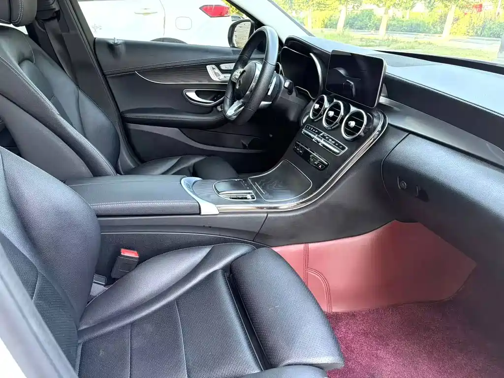 Mercedes-Benz C-Class — миниатюра 8