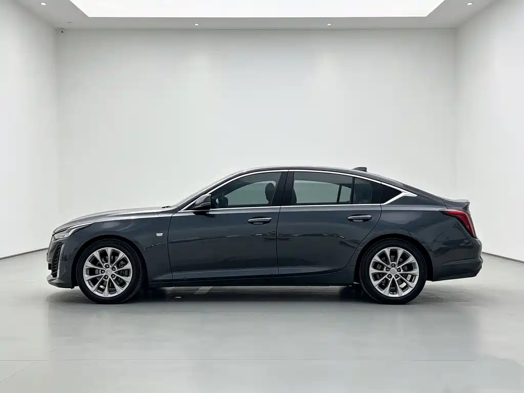 Cadillac CT5 — миниатюра 4