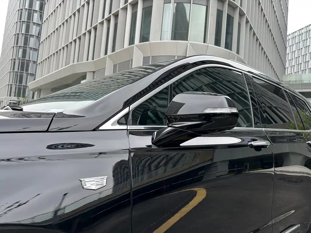 Cadillac XT6 — миниатюра 10