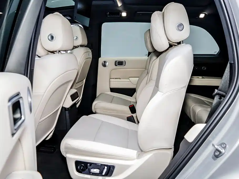 Li Auto Li L8 — миниатюра 11
