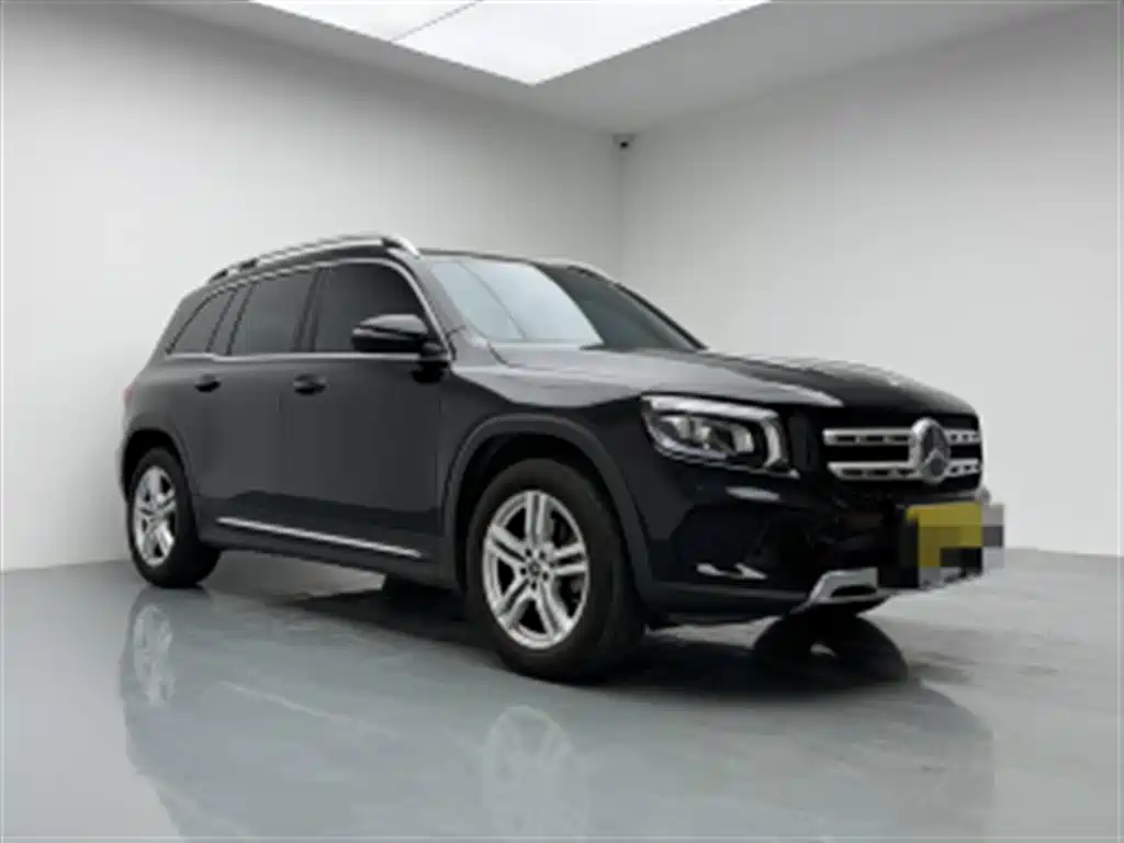 Mercedes-Benz GLB — миниатюра 16
