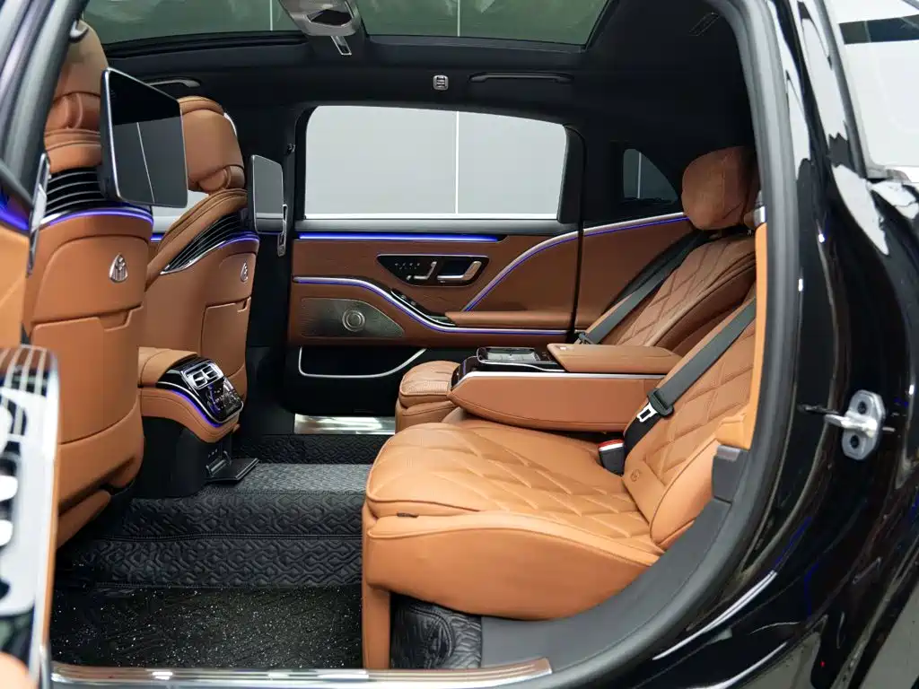 Mercedes-Benz S-Class — миниатюра 12