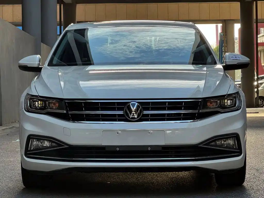 Volkswagen Bora — миниатюра 2