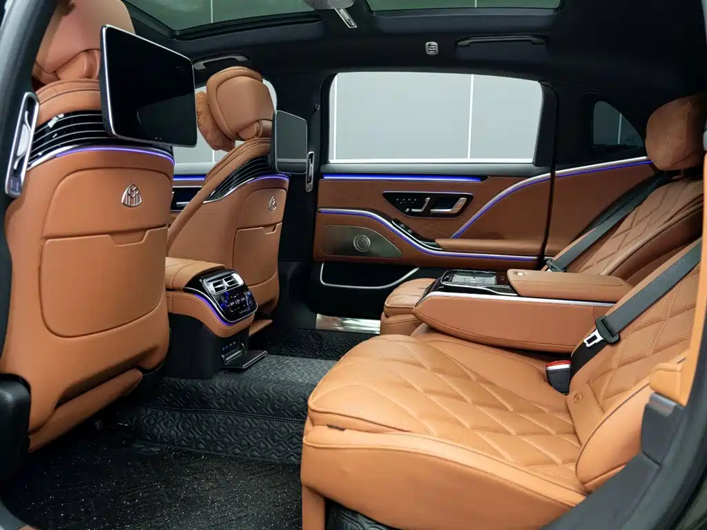 Mercedes-Benz S-Class — миниатюра 13