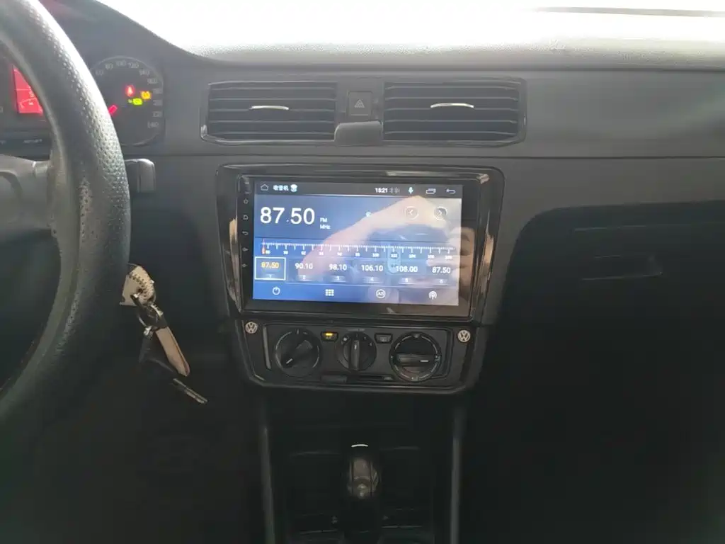 Volkswagen Santana — миниатюра 13