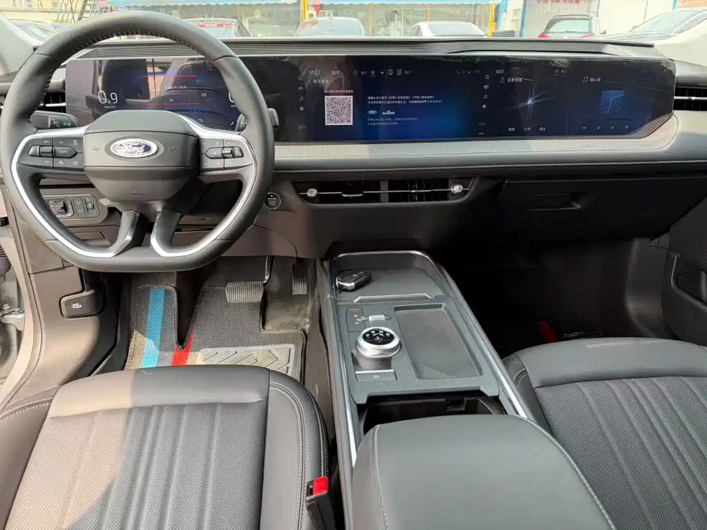 Ford Mondeo 2025 2.0T EcoBoost Luxury