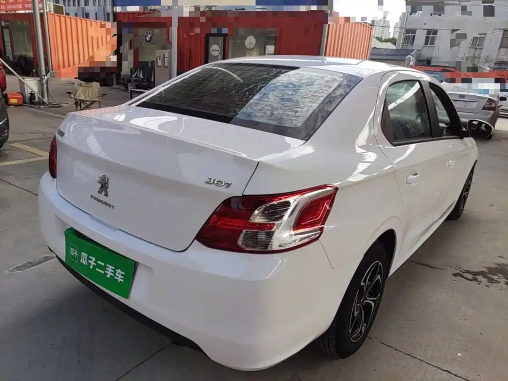 Peugeot 301 — миниатюра 7