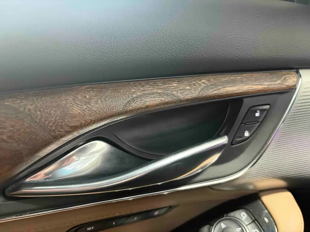 Cadillac CT5 — миниатюра 33