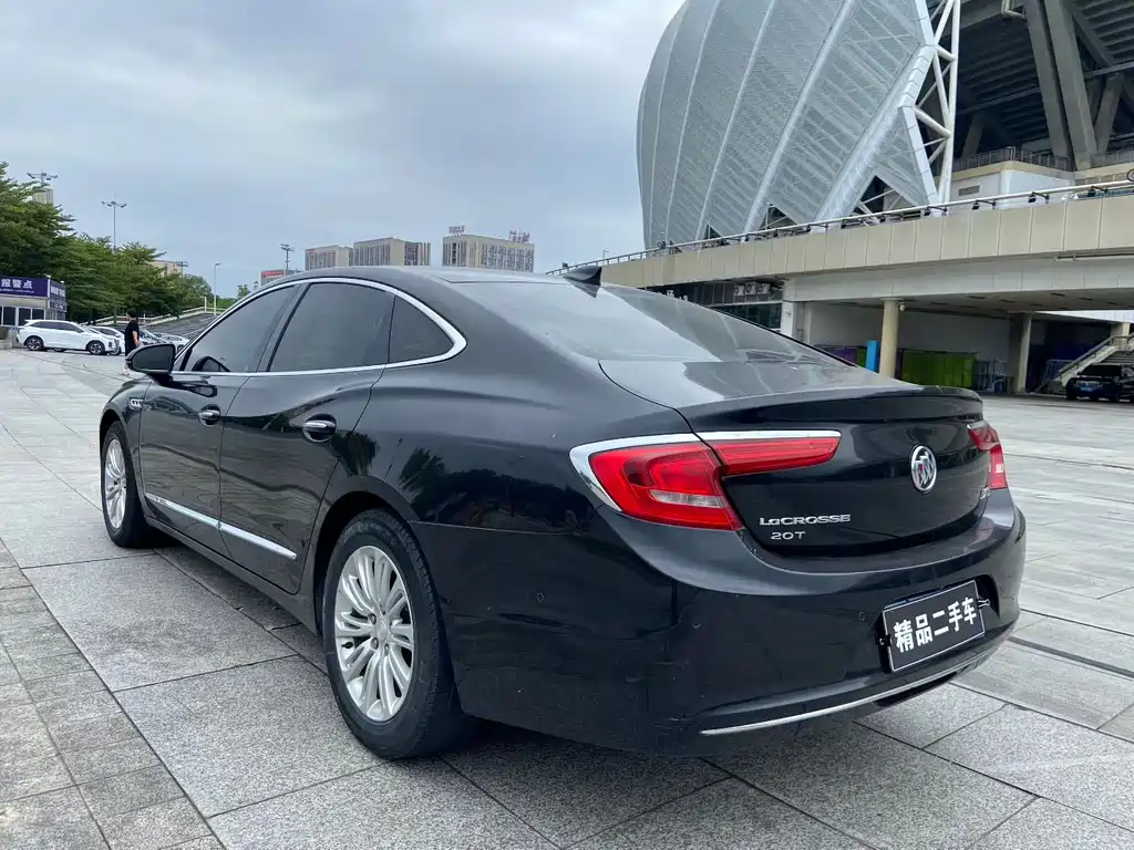 Buick LaCrosse — миниатюра 4