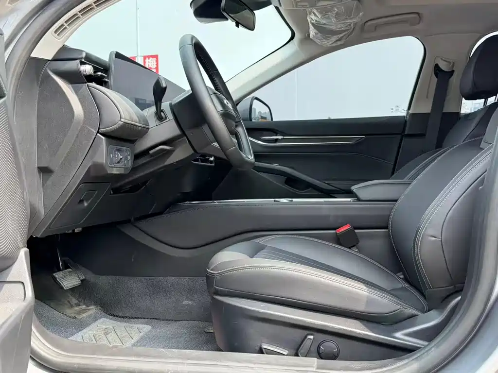 Ford Mondeo 2025 2.0T EcoBoost Luxury