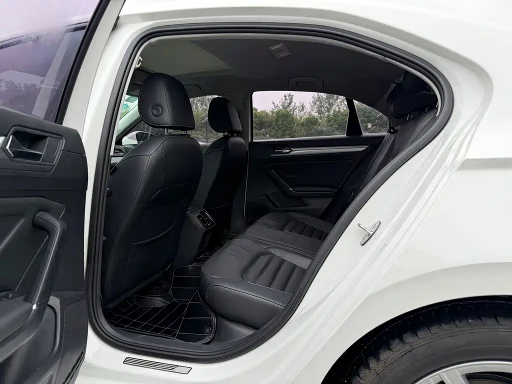 Volkswagen Lamando — миниатюра 9
