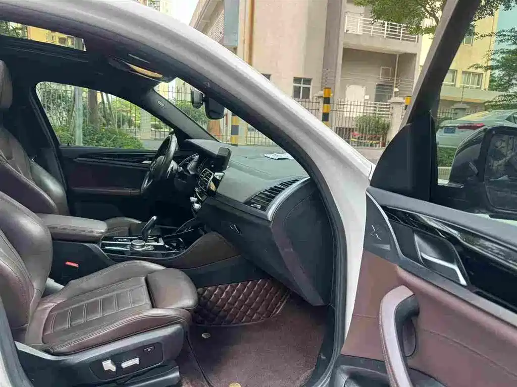 BMW X4 — миниатюра 8