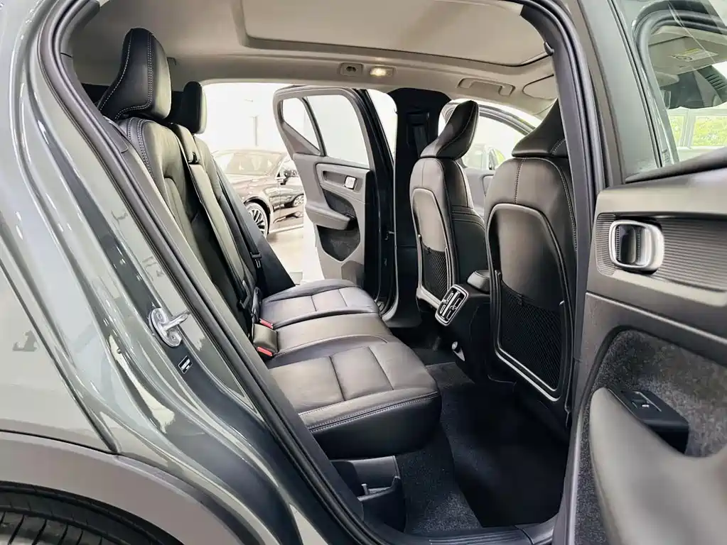 Volvo XC40 — фотографии объявления, Фото 13