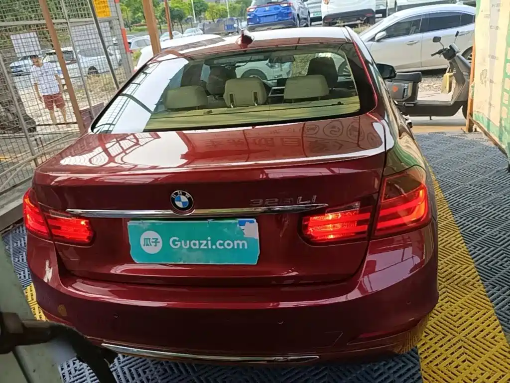BMW 3 Series — миниатюра 6