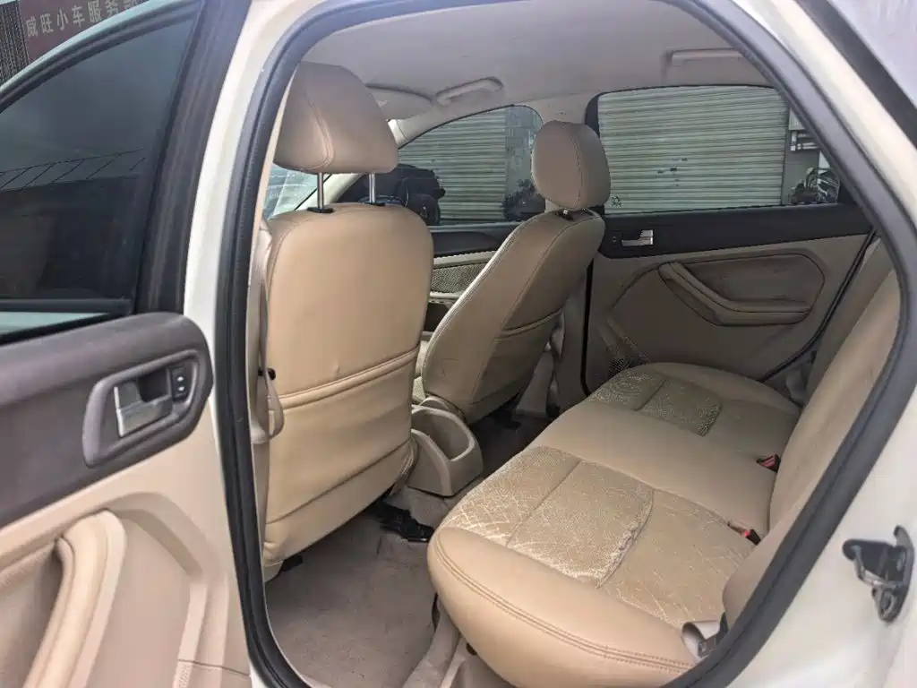 Ford Focus — миниатюра 7