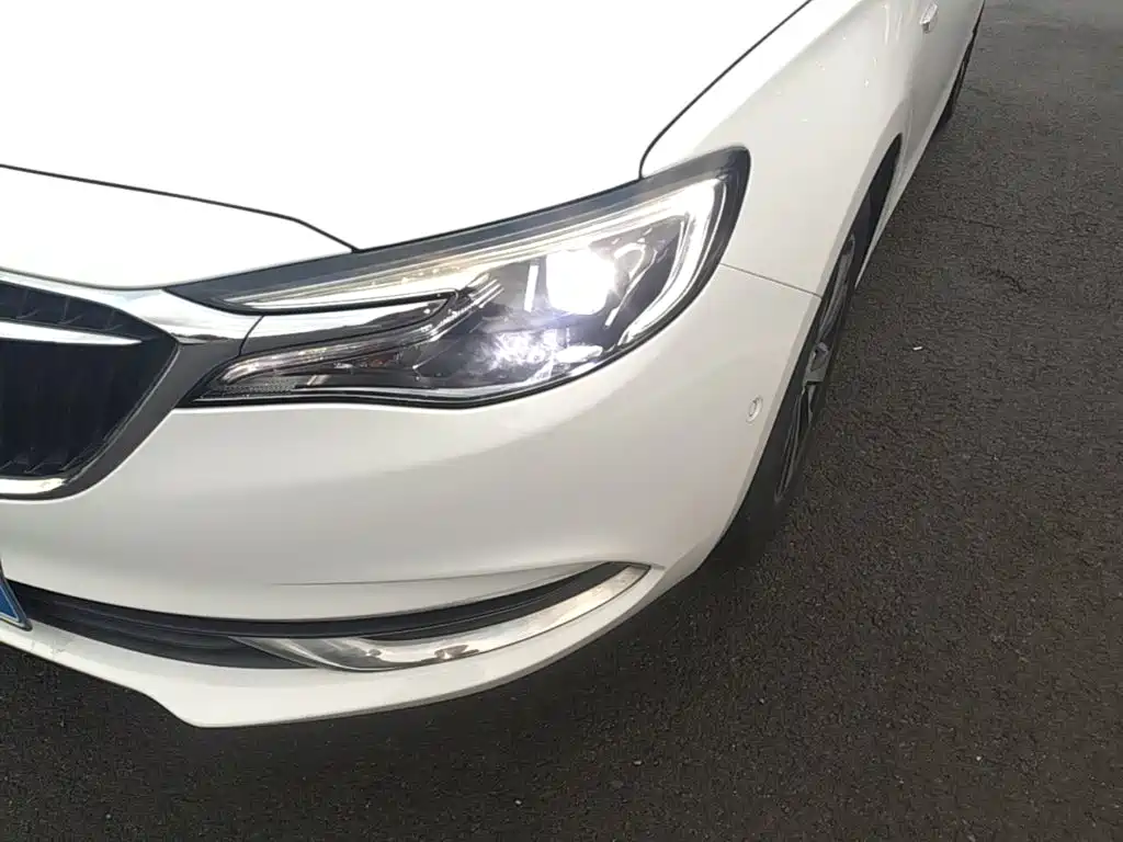 Buick Excelle — миниатюра 24