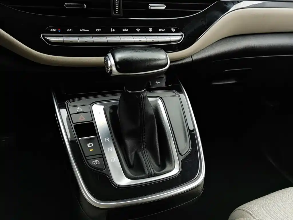 GAC Motor Trumpchi M6 — миниатюра 13