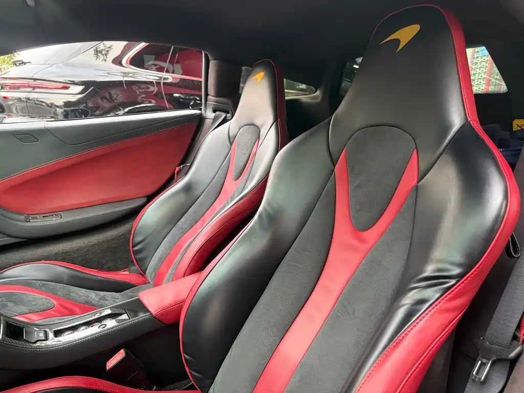 McLaren 12C — миниатюра 7