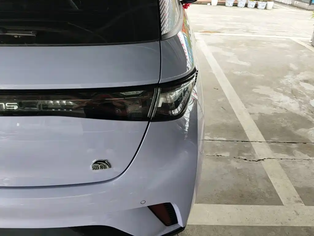 BYD Dolphin — миниатюра 8