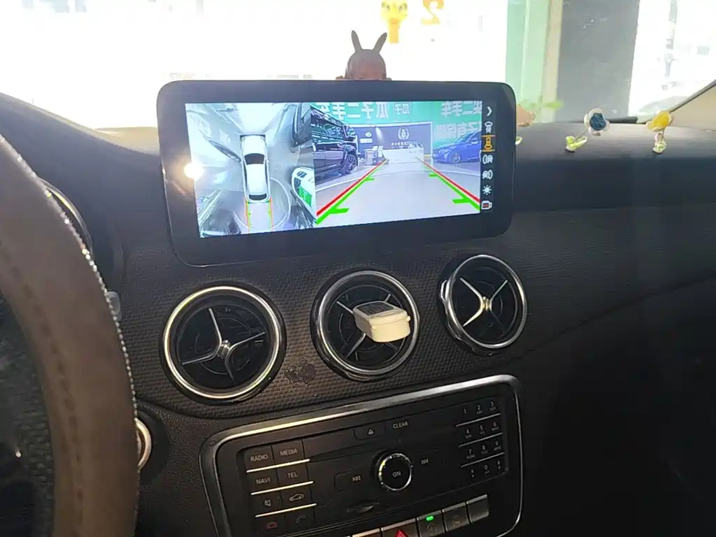 Mercedes-Benz GLA — миниатюра 13