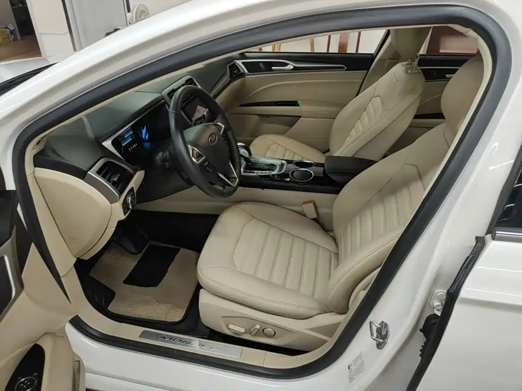 Ford Mondeo — миниатюра 15