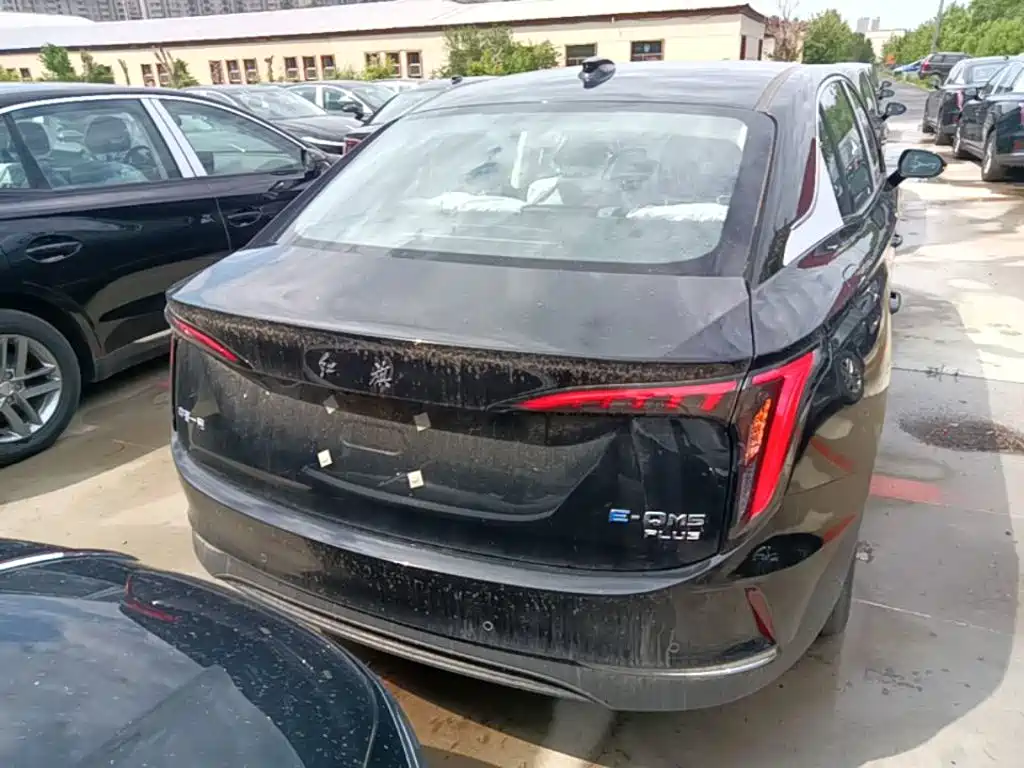Hongqi E-QM5 2025 610km PLUS
