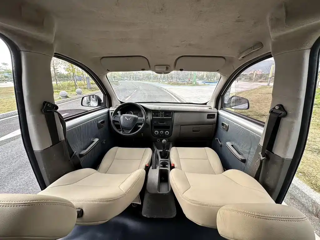 Wuling Rongguang V — миниатюра 26