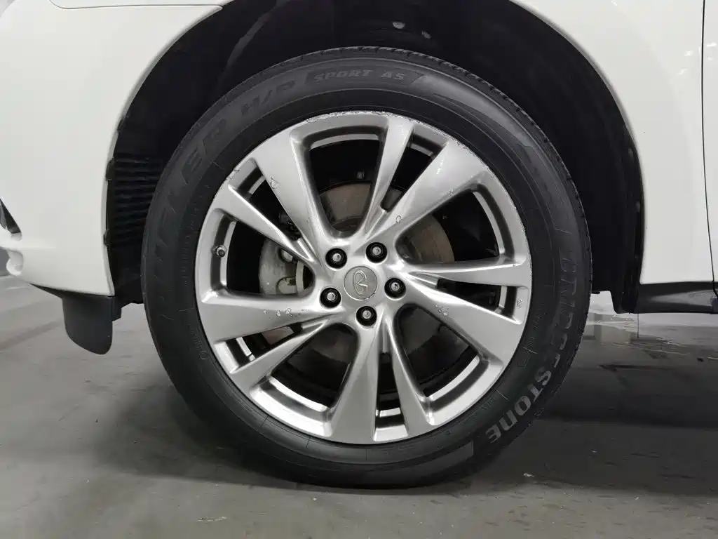 Infiniti JX — миниатюра 17