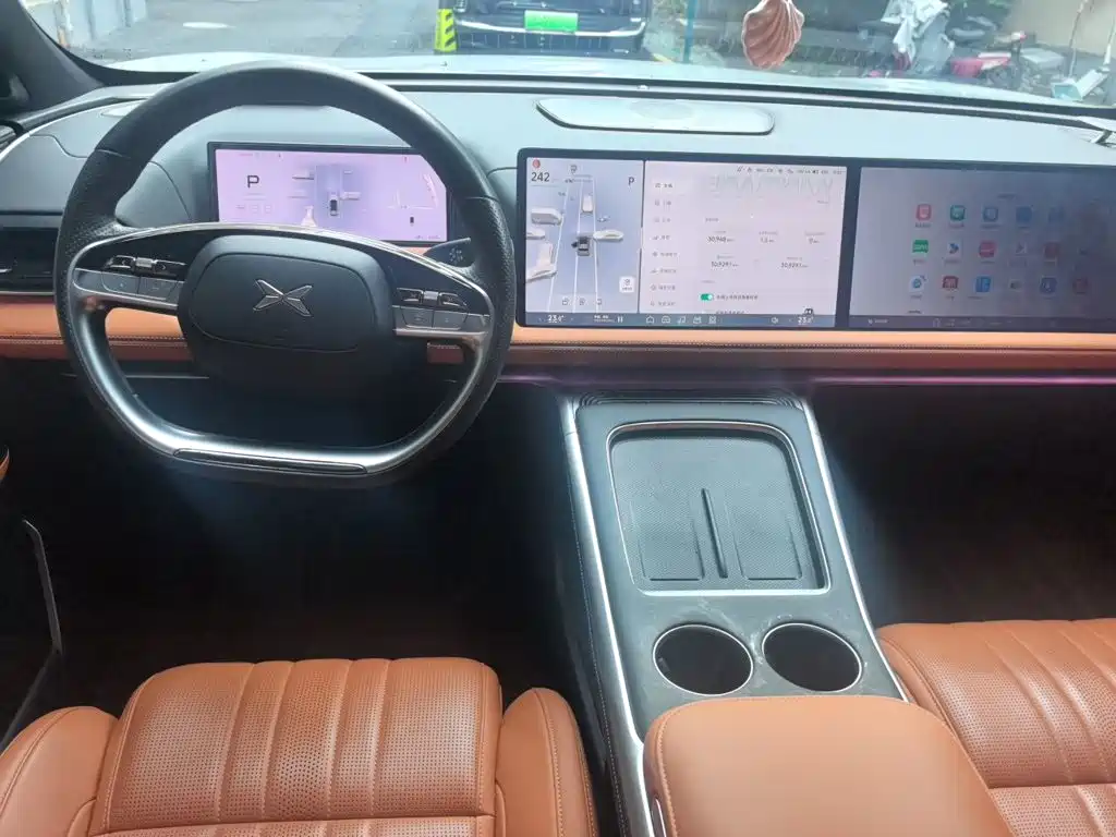 XPeng G9 — миниатюра 5