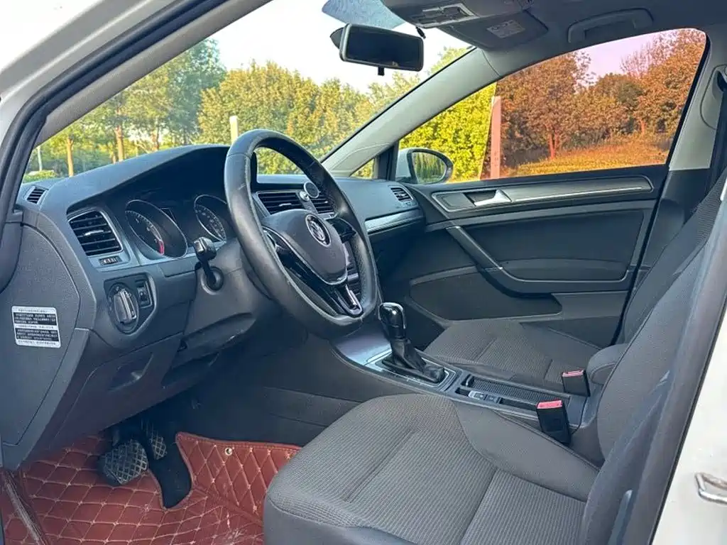 Volkswagen Golf — миниатюра 8