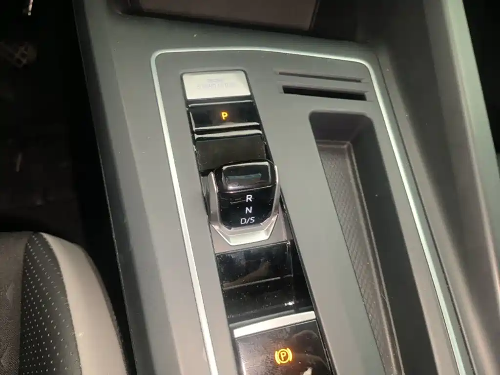 Volkswagen Golf — миниатюра 14
