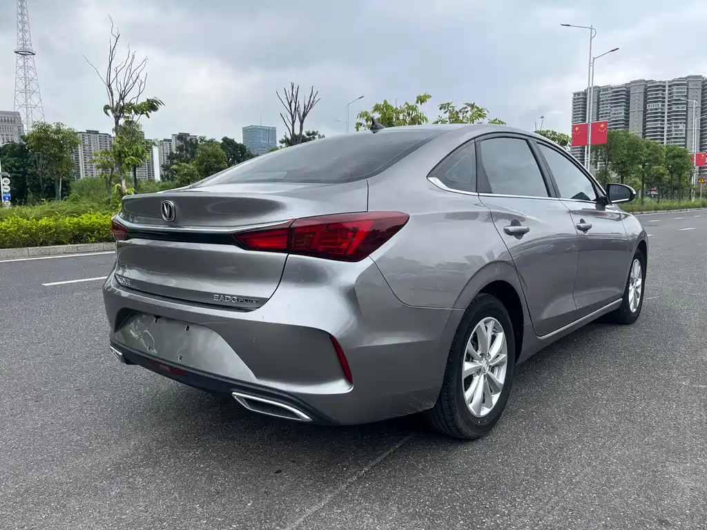 Changan Eado — миниатюра 8