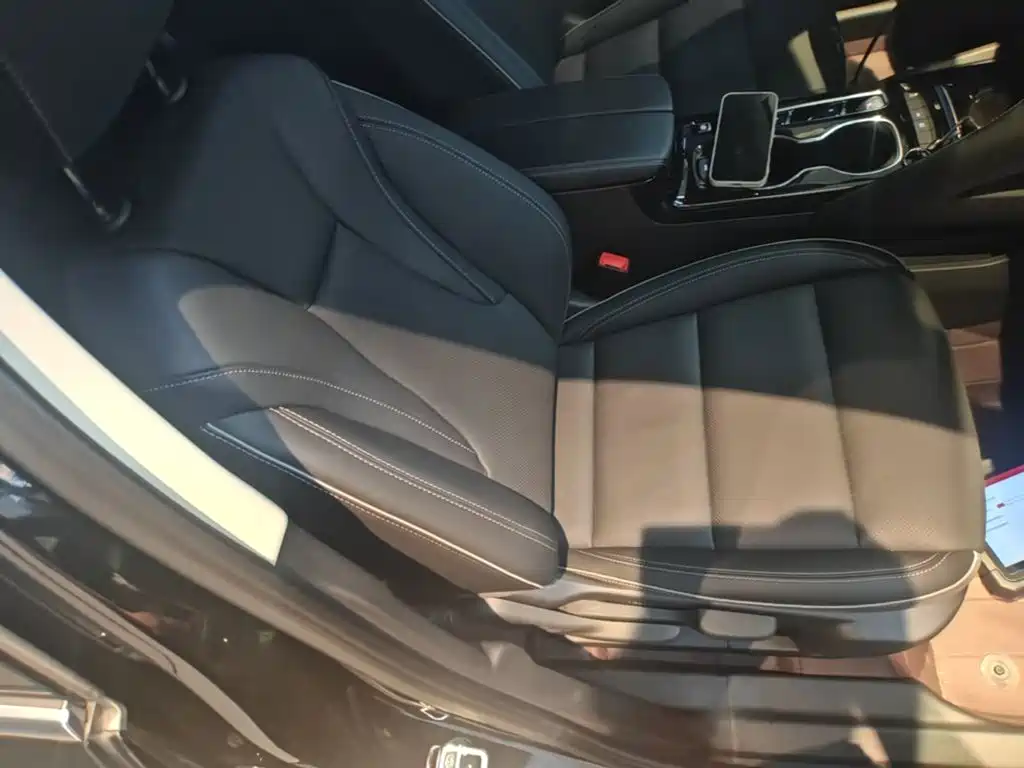 Buick Envision Plus — миниатюра 25