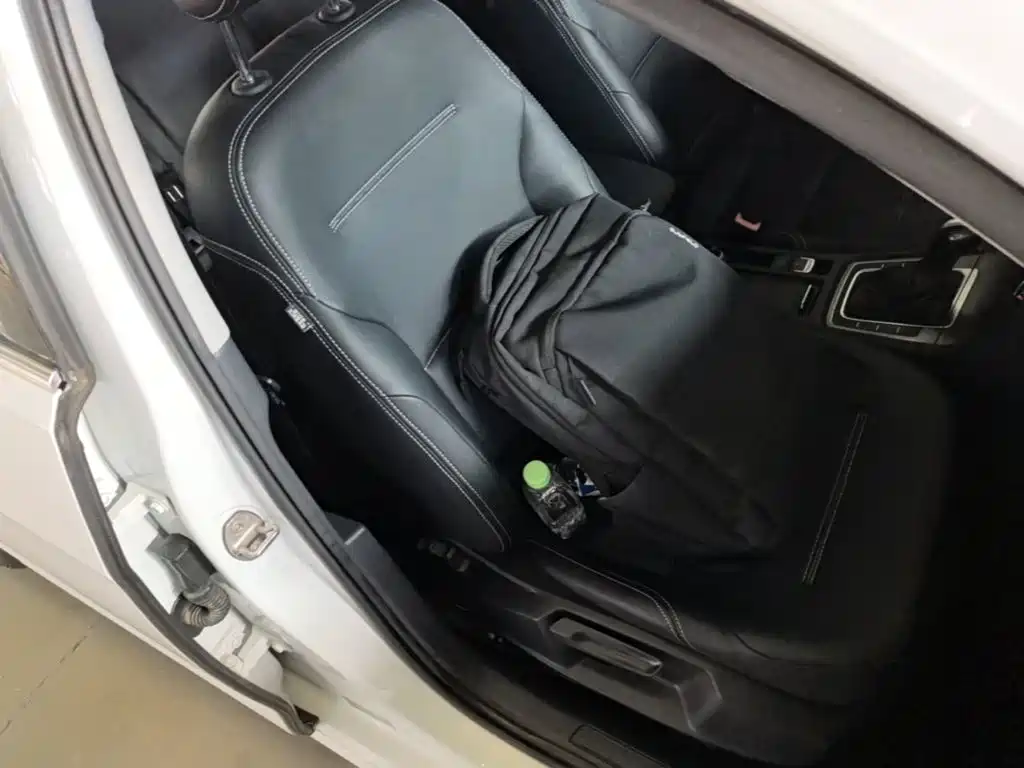 Volkswagen Golf — миниатюра 25