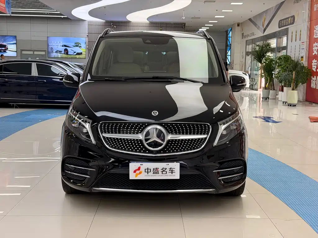 Mercedes-Benz V-Class V 2022 V 260 L Luxury