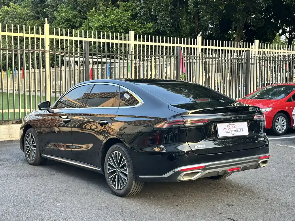 Geely Emgrand — миниатюра 13