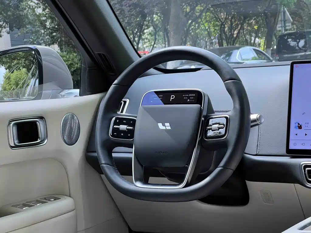 Li Auto L6 2024 Pro